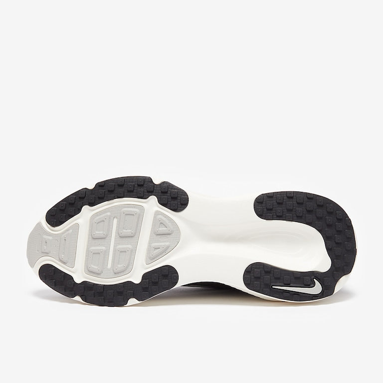 Nike Vomero 18