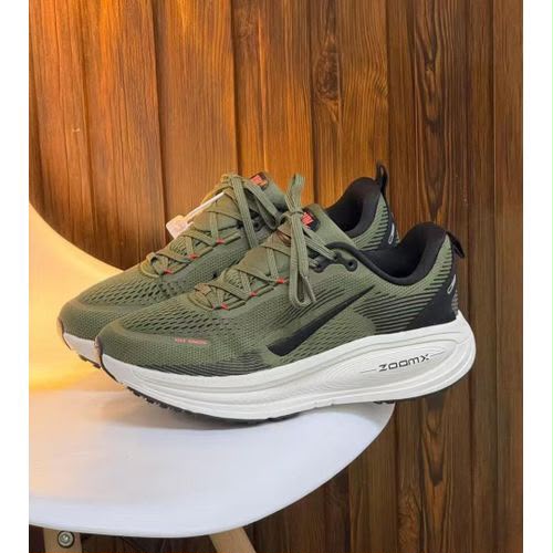 Nike ZoomX Vomero 18