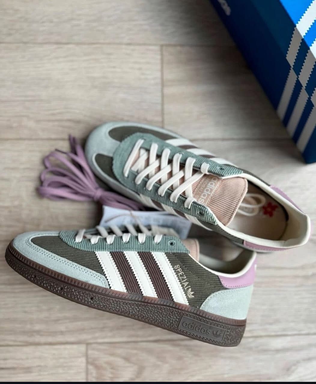 Adidas Spezial