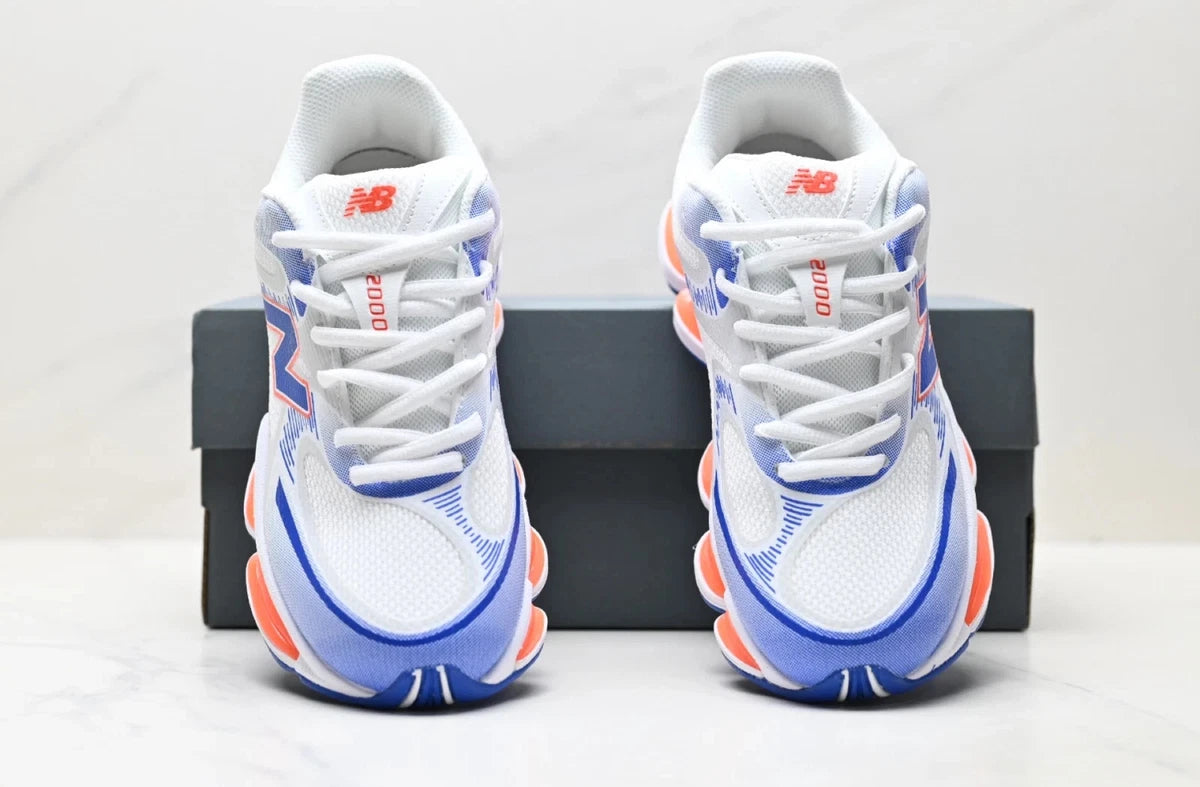 New Balance 2000