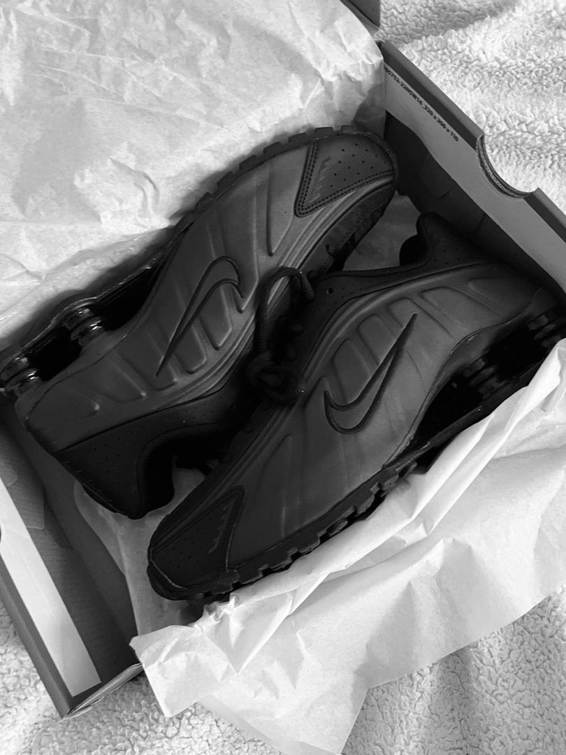 Nike Shox R4,