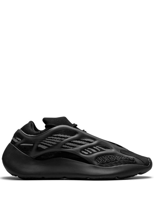 adidas Yeezy 700 V3