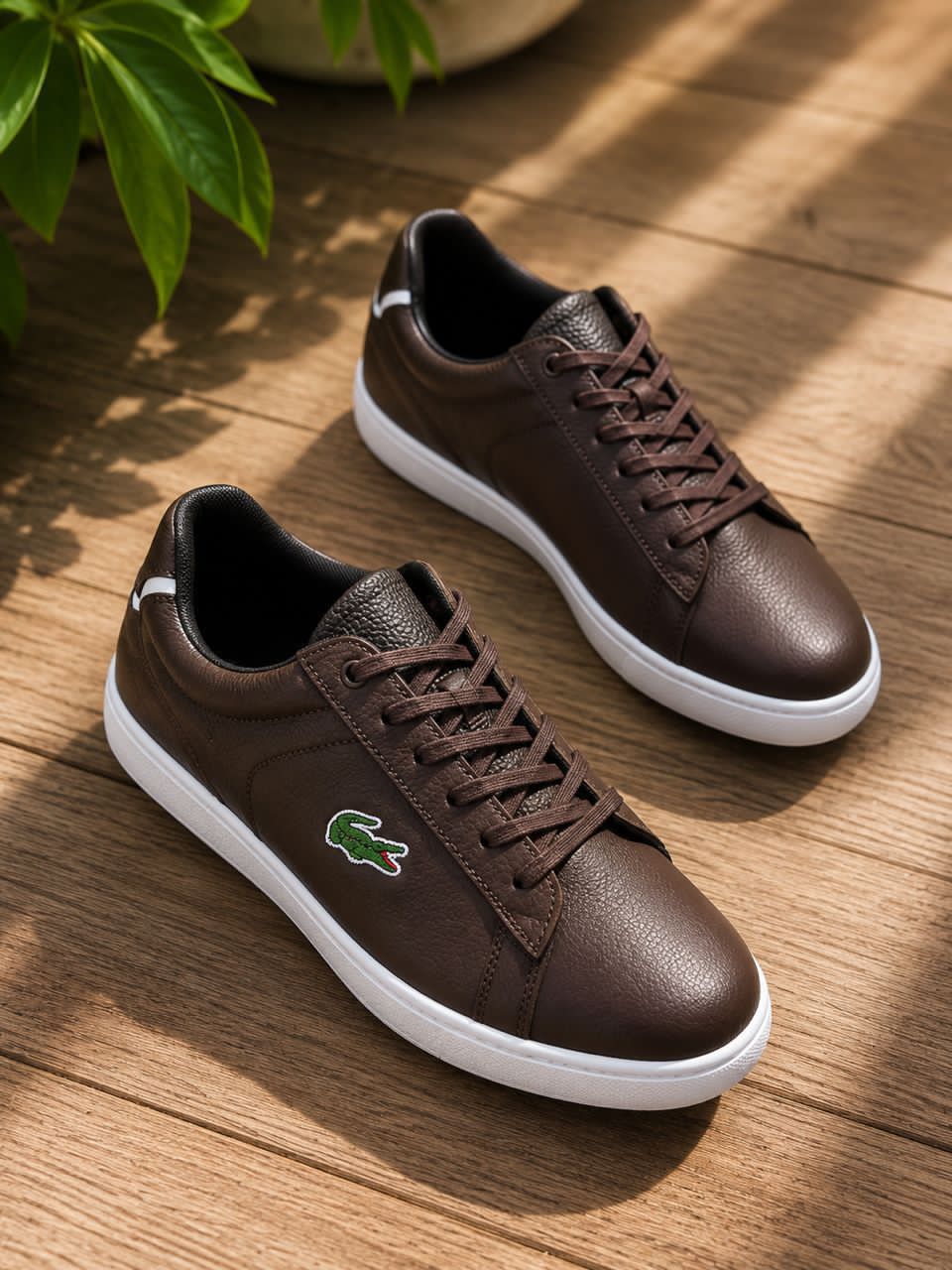 Lacoste en cuir