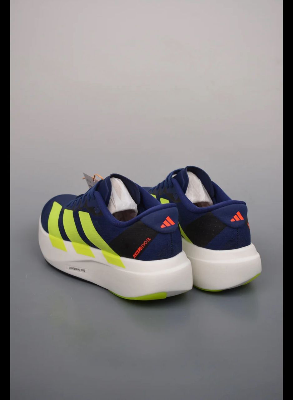 Adidas Adizero Evo SL.