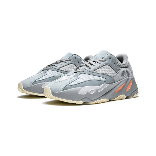 Adidas Yeezy Boost 700
