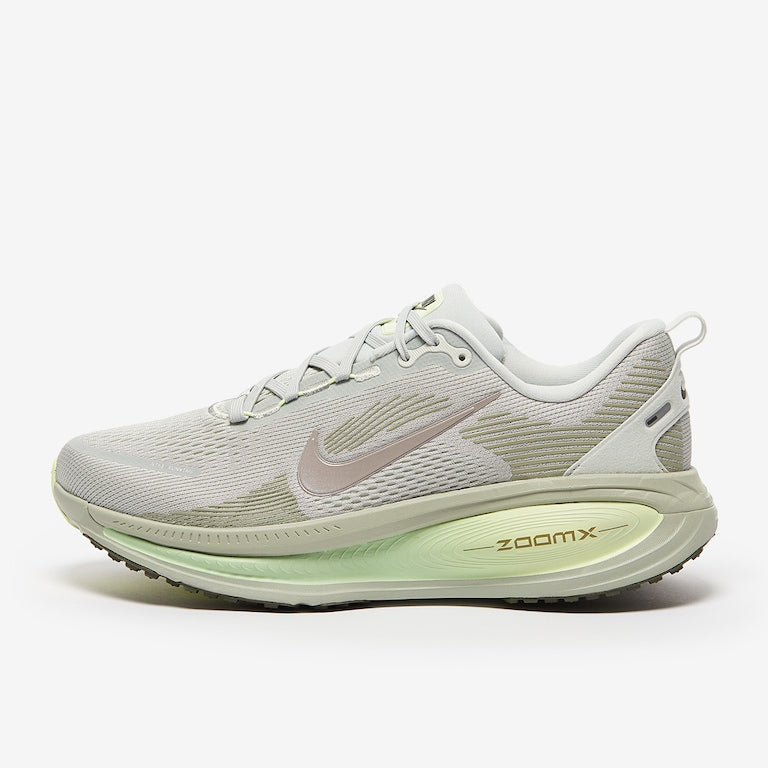 Nike Vomero 18